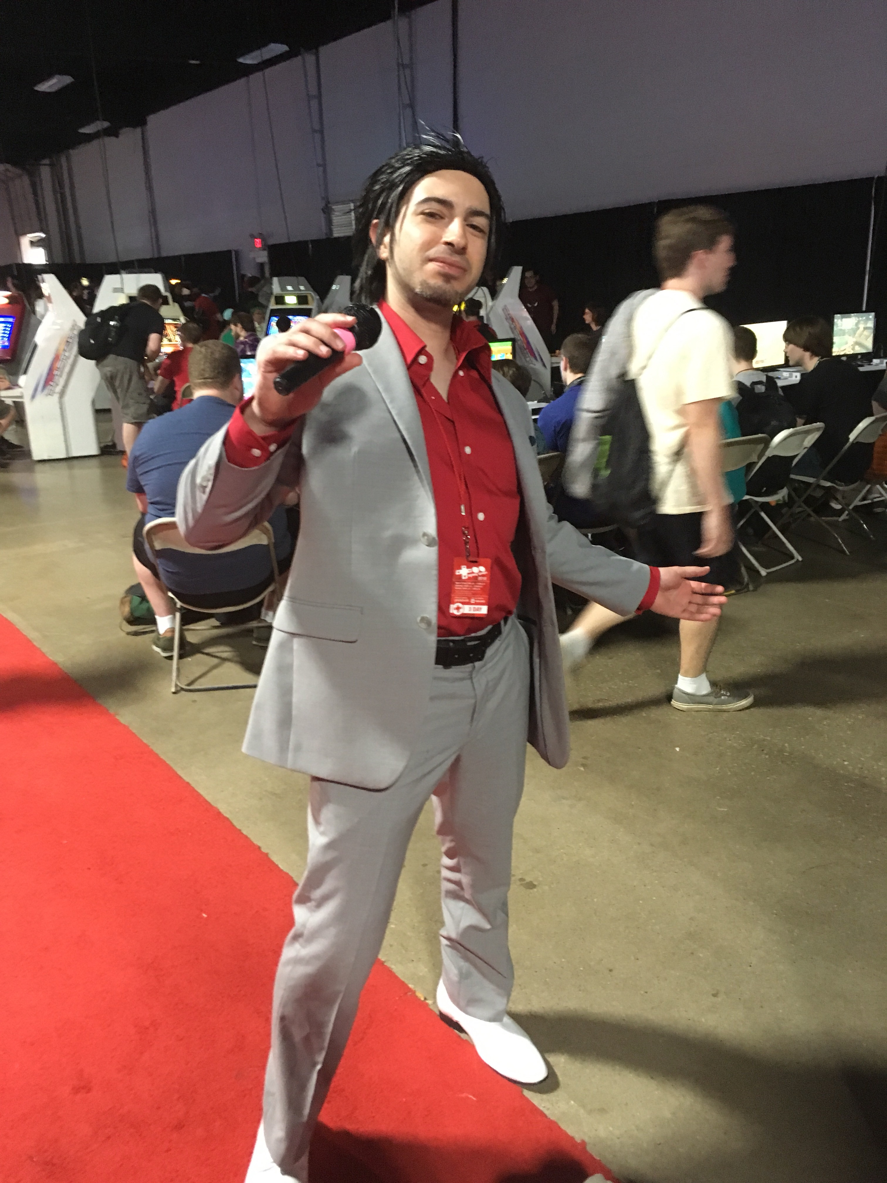 Kazuma Kiryu Yakuza cosplay too many games